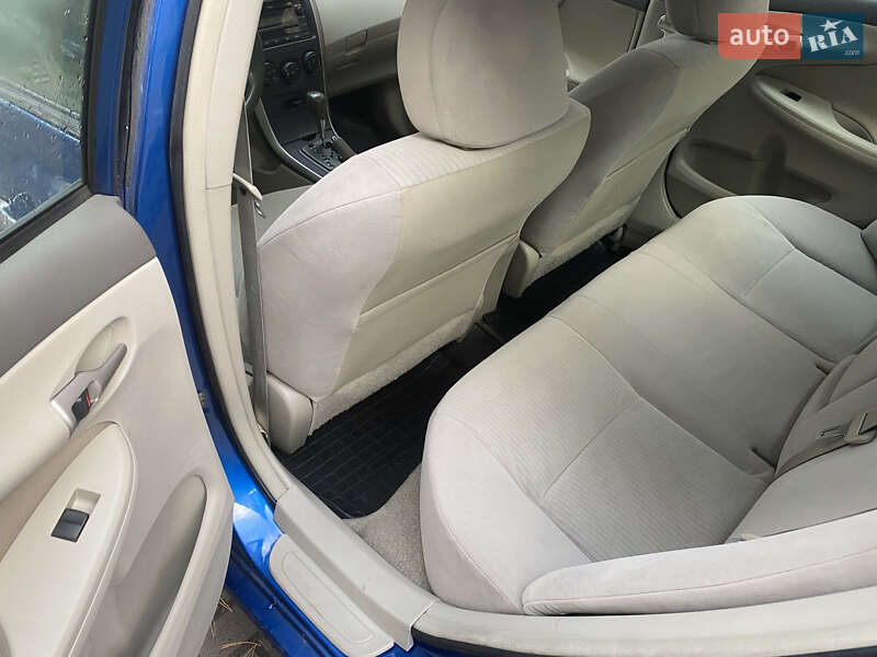 Седан Toyota Corolla 2008 в Києві