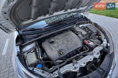 Седан Toyota Corolla 2016 в 
