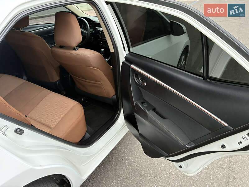 Седан Toyota Corolla 2016 в Миколаєві фото 13 Седан Toyota Corolla 2016 в Миколаєві