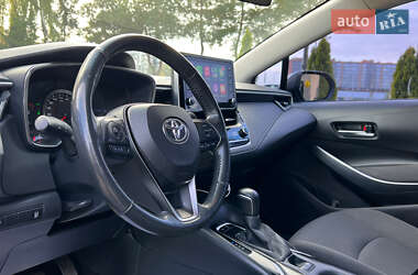 Седан Toyota Corolla 2020 в 
