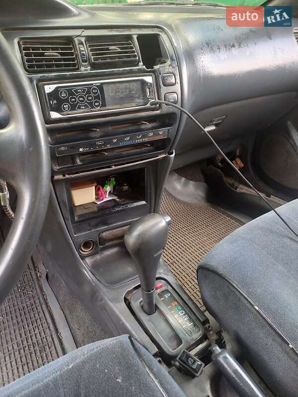 Седан Toyota Corolla 1993 в Березовке фото 9 Седан Toyota Corolla 1993 в Березовке