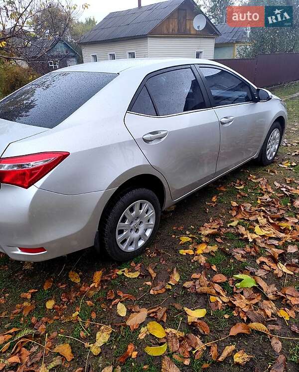 Седан Toyota Corolla 2015 в Кролевце фото 2 Седан Toyota Corolla 2015 в Кролевце