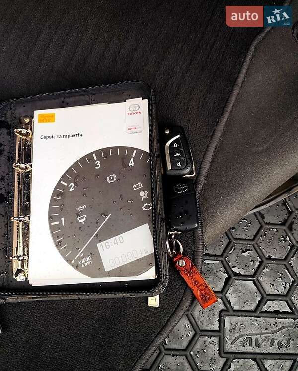 Седан Toyota Corolla 2015 в Кролевце фото 10 Седан Toyota Corolla 2015 в Кролевце