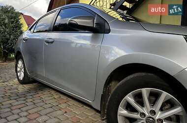 Седан Toyota Corolla 2018 в 
