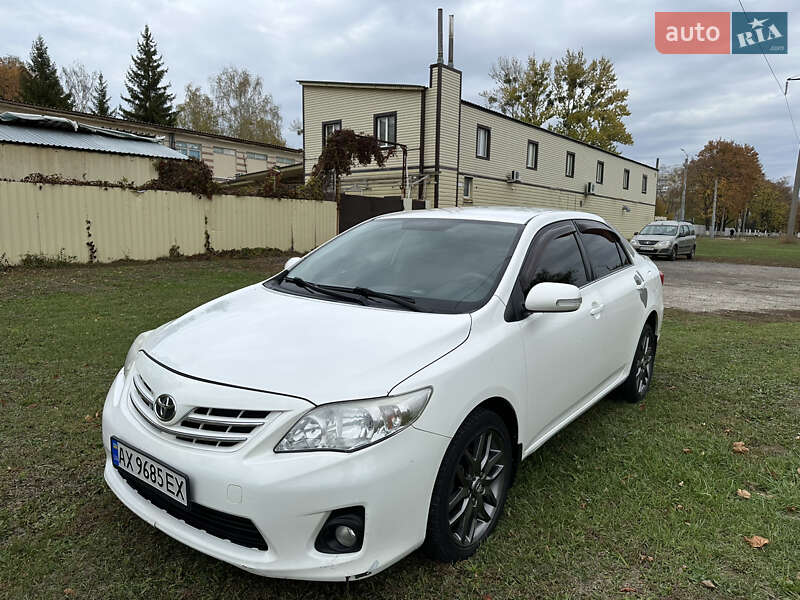 Седан Toyota Corolla 2012 в Харькове