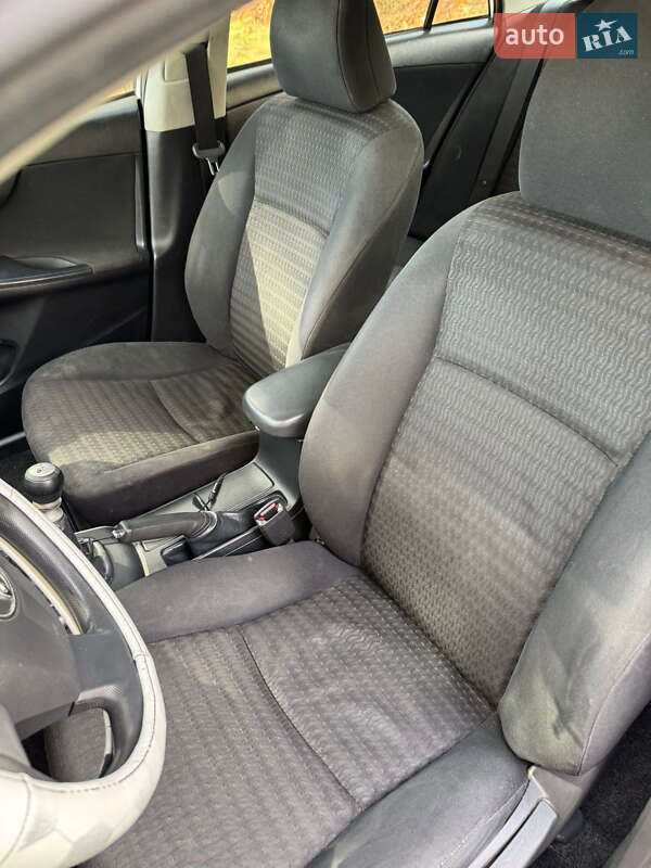 Седан Toyota Corolla 2010 в Миколаєві фото 22 Седан Toyota Corolla 2010 в Миколаєві