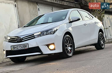 Седан Toyota Corolla 2015 в Одессе