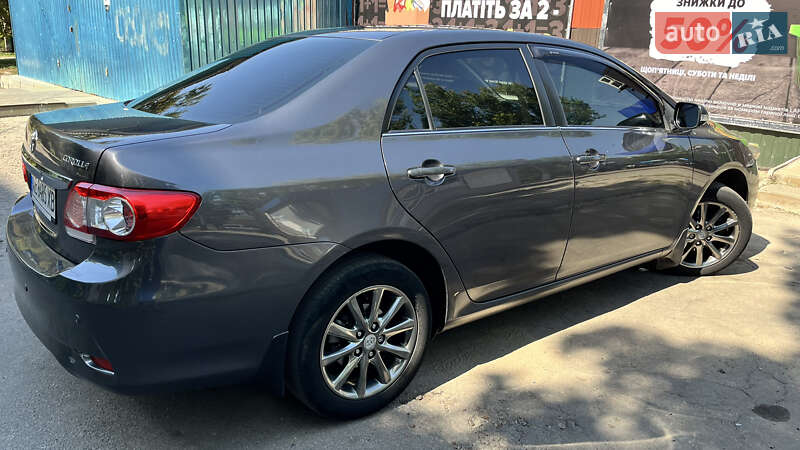 Седан Toyota Corolla 2012 в Краматорске