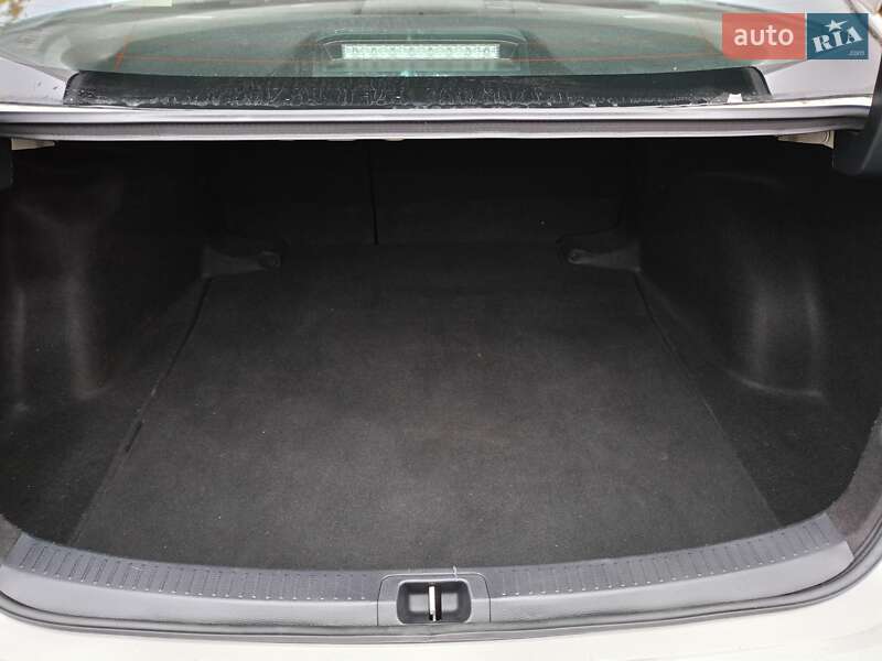 Седан Toyota Corolla 2021 в Киеве фото 15 Седан Toyota Corolla 2021 в Киеве