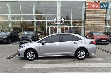 Седан Toyota Corolla 2021 в  фото 3 Седан Toyota Corolla 2021 в