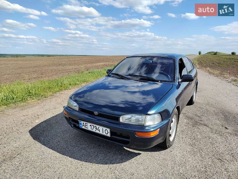 Ліфтбек Toyota Corolla 1993 в Дніпрі фото 15 Ліфтбек Toyota Corolla 1993 в Дніпрі
