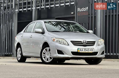 Седан Toyota Corolla 2008 в Киеве
