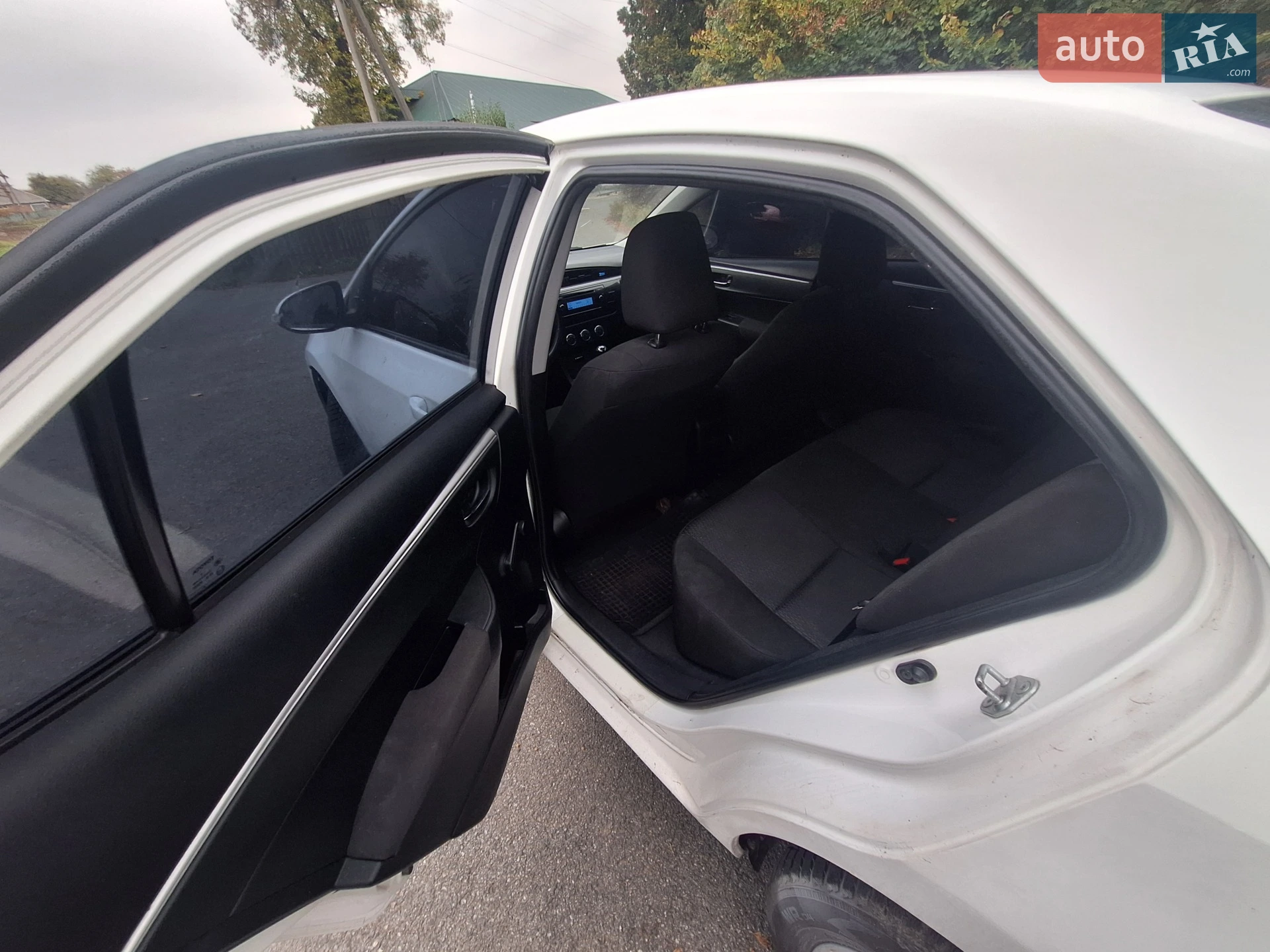 2013 Toyota Corolla - мініатюра 21