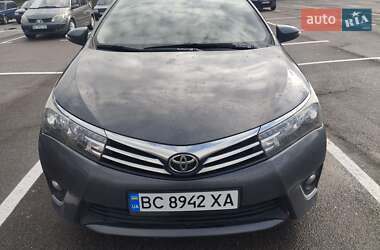 Седан Toyota Corolla 2013 в Львове