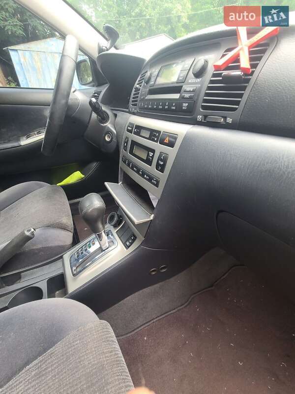 Седан Toyota Corolla 2003 в Киеве