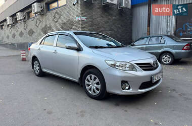 Седан Toyota Corolla 2012 в Каменском