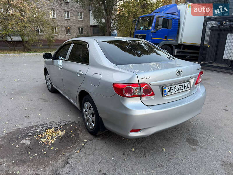 Седан Toyota Corolla 2012 в Каменском фото 7 Седан Toyota Corolla 2012 в Каменском