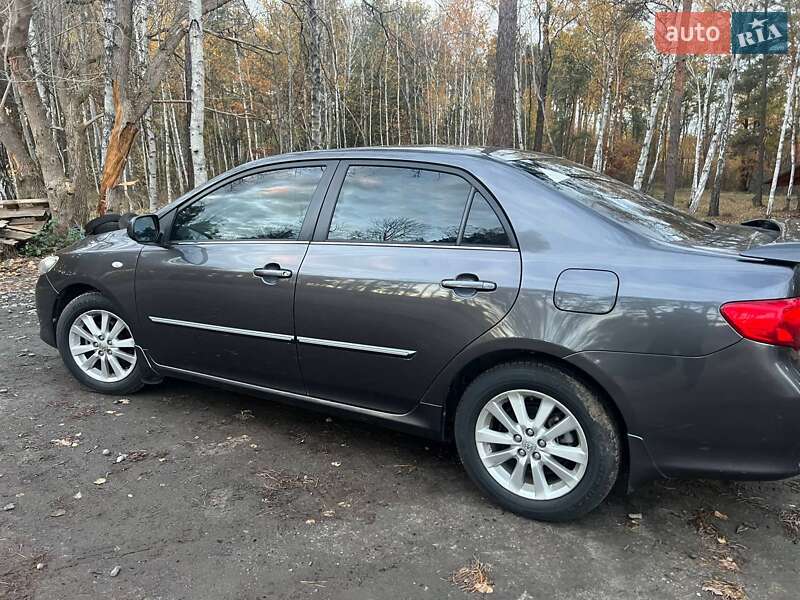 Седан Toyota Corolla 2010 в Киеве фото 4 Седан Toyota Corolla 2010 в Киеве