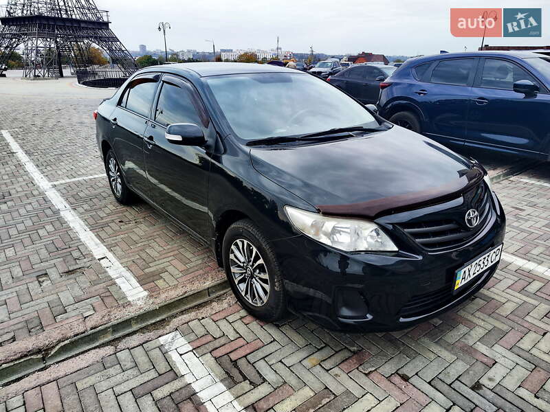 Седан Toyota Corolla 2012 в Харькове фото 2 Седан Toyota Corolla 2012 в Харькове