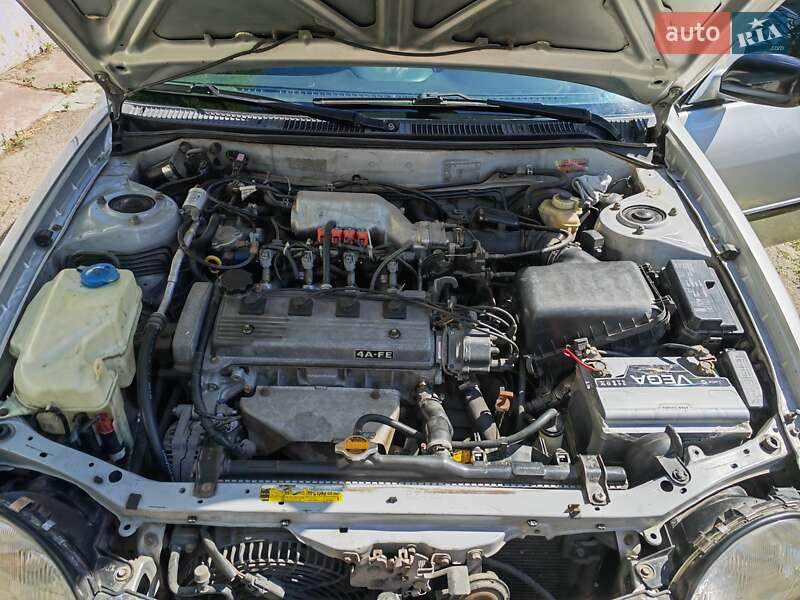 Хэтчбек Toyota Corolla 1999 в Одессе