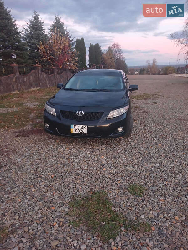 Седан Toyota Corolla 2008 в Моршине