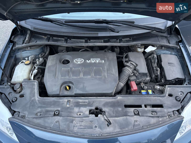 Седан Toyota Corolla 2007 в Киеве