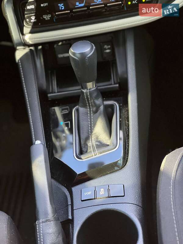 Хэтчбек Toyota Corolla 2017 в Одессе фото 20 Хэтчбек Toyota Corolla 2017 в Одессе