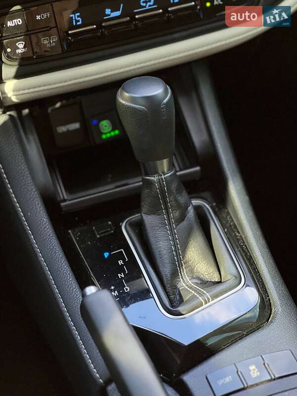 Хэтчбек Toyota Corolla 2017 в Одессе фото 23 Хэтчбек Toyota Corolla 2017 в Одессе