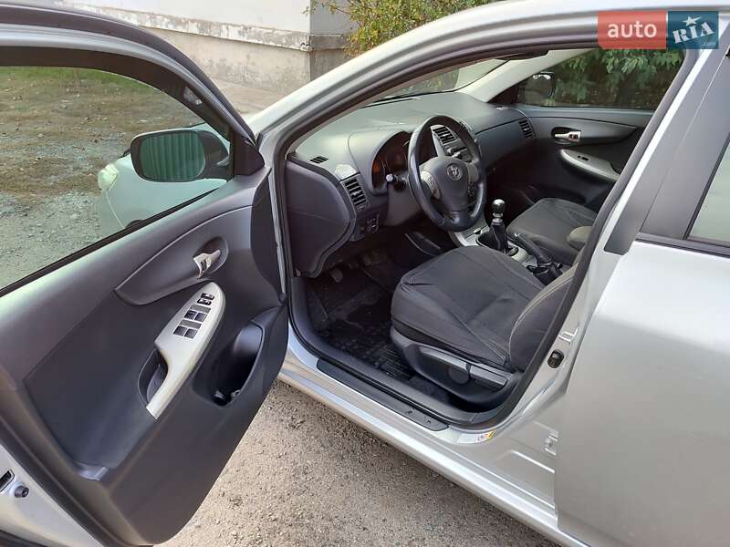 Седан Toyota Corolla 2008 в Днепре фото 9 Седан Toyota Corolla 2008 в Днепре