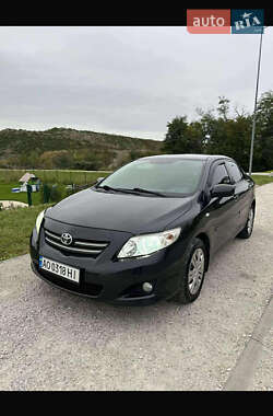 Седан Toyota Corolla 2008 в Ужгороді