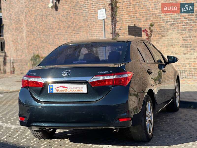 Седан Toyota Corolla 2016 в Одессе