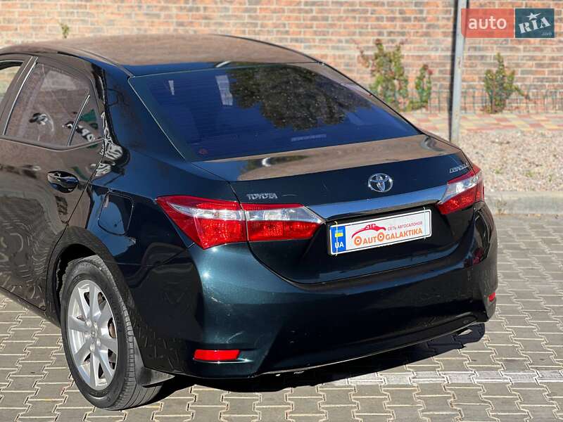 Седан Toyota Corolla 2016 в Одессе