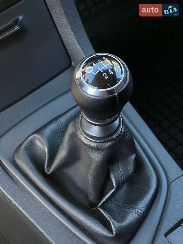 Седан Toyota Corolla 2016 в Одессе