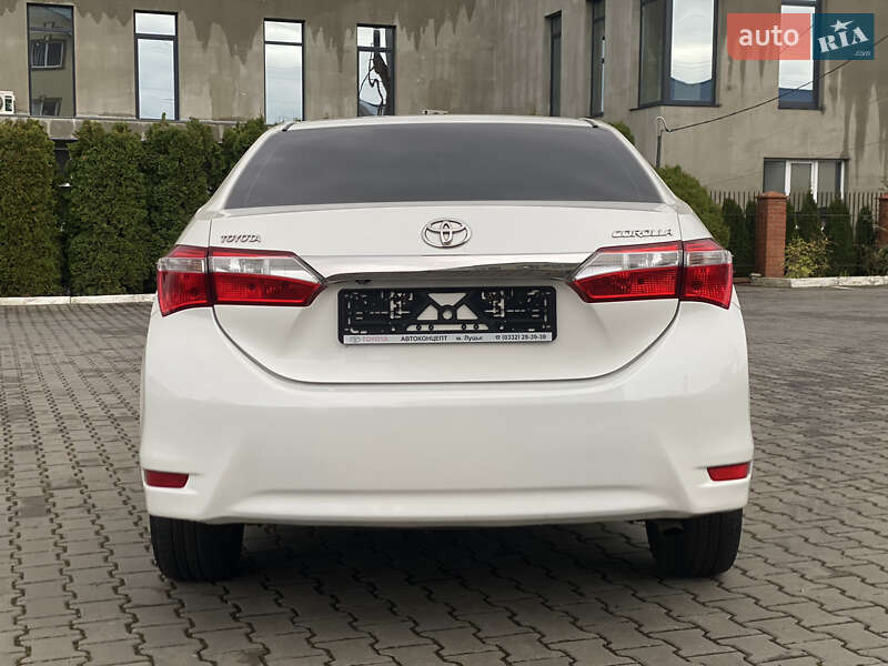 Седан Toyota Corolla 2013 в Луцке фото 6 Седан Toyota Corolla 2013 в Луцке
