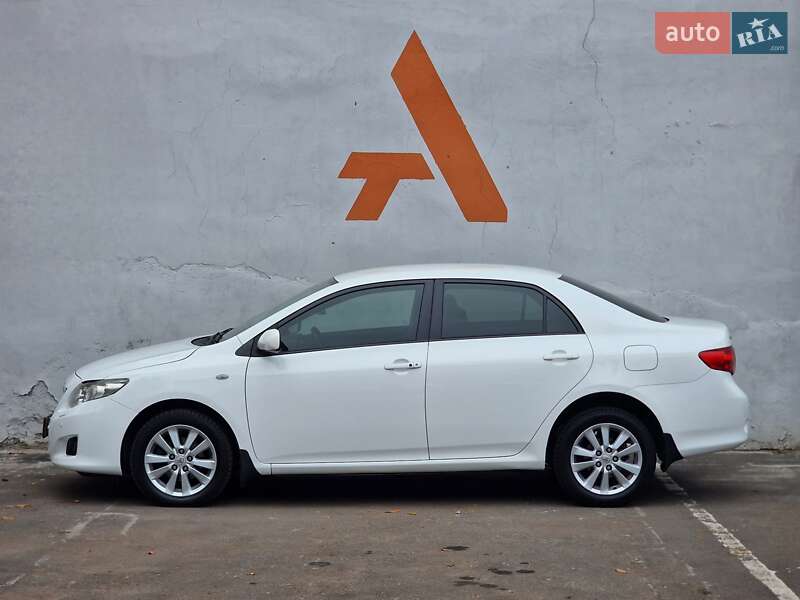 Седан Toyota Corolla 2007 в Одессе