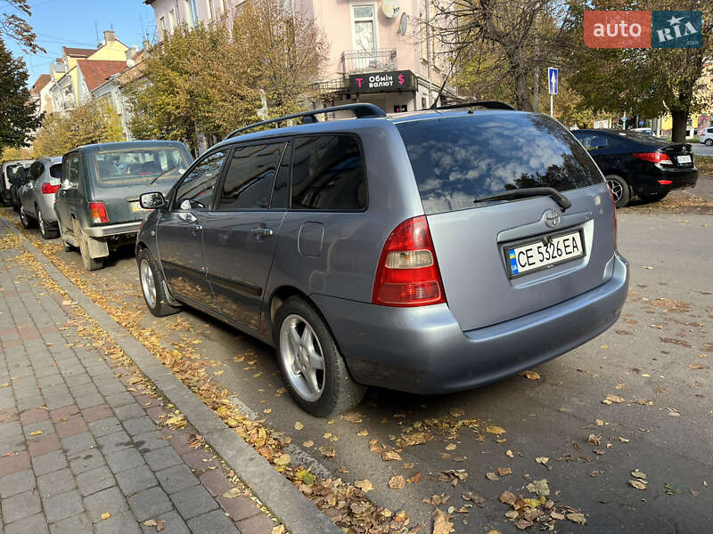 Универсал Toyota Corolla 2003 в Черновцах