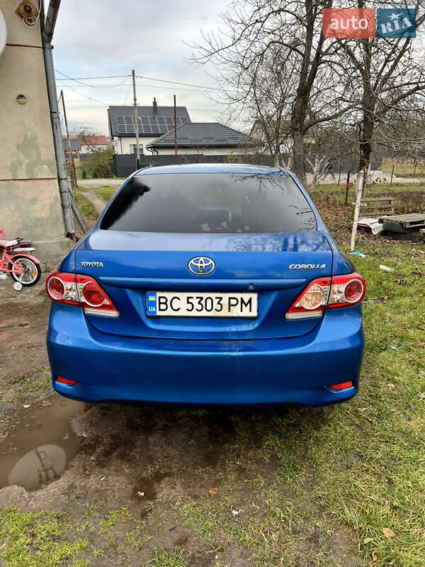 Седан Toyota Corolla 2010 в Пустомытах фото 2 Седан Toyota Corolla 2010 в Пустомытах