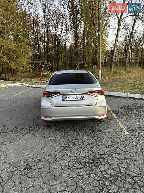 Седан Toyota Corolla 2019 в Лозовой фото 3 Седан Toyota Corolla 2019 в Лозовой