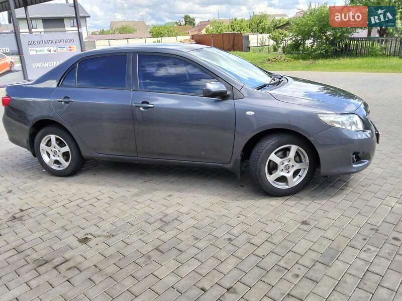 Седан Toyota Corolla 2008 в Киеве фото 3 Седан Toyota Corolla 2008 в Киеве
