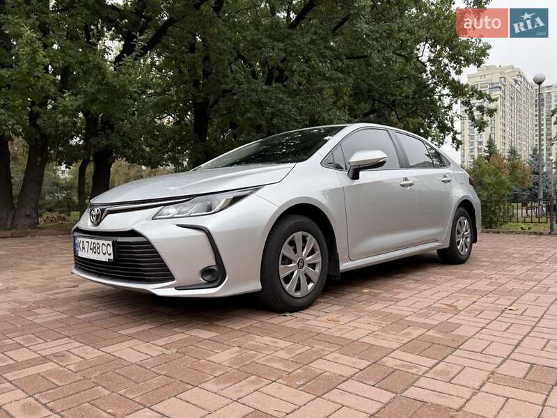 Седан Toyota Corolla 2021 в Киеве фото 3 Седан Toyota Corolla 2021 в Киеве