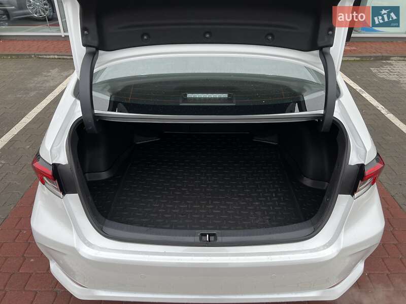 Седан Toyota Corolla 2024 в Вінниці фото 13 Седан Toyota Corolla 2024 в Вінниці