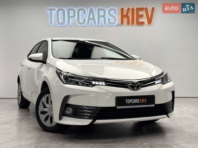 Седан Toyota Corolla 2017 в Киеве фото 2 Седан Toyota Corolla 2017 в Киеве
