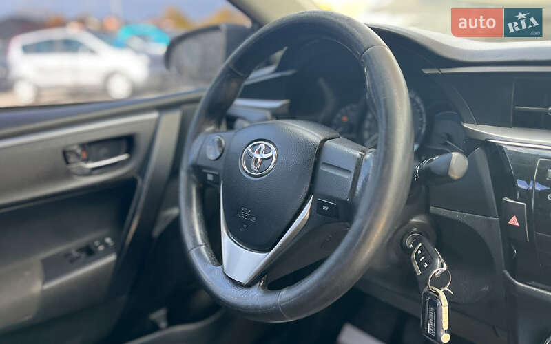 Седан Toyota Corolla 2013 в Коломые фото 18 Седан Toyota Corolla 2013 в Коломые