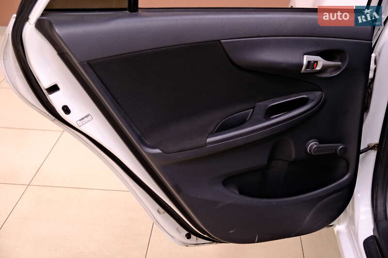 Седан Toyota Corolla 2011 в Одессе фото 29 Седан Toyota Corolla 2011 в Одессе