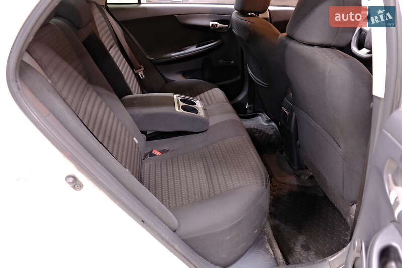 Седан Toyota Corolla 2011 в Одессе фото 34 Седан Toyota Corolla 2011 в Одессе