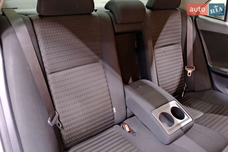 Седан Toyota Corolla 2011 в Одессе фото 36 Седан Toyota Corolla 2011 в Одессе