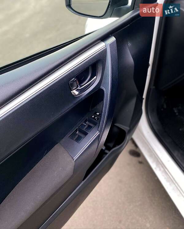 Седан Toyota Corolla 2013 в Харькове фото 10 Седан Toyota Corolla 2013 в Харькове