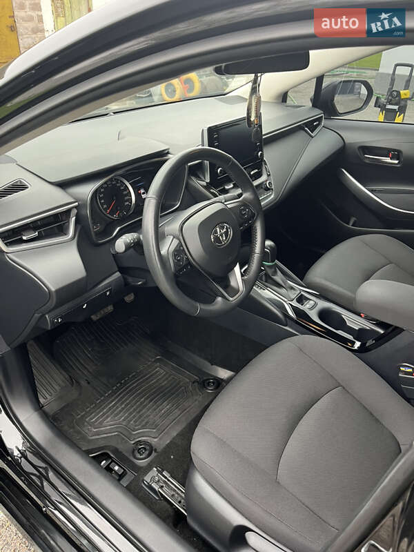 Седан Toyota Corolla 2019 в Новомосковську