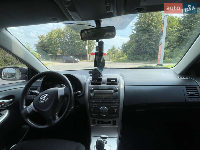 Седан Toyota Corolla 2008 в Бориславе фото 8 Седан Toyota Corolla 2008 в Бориславе