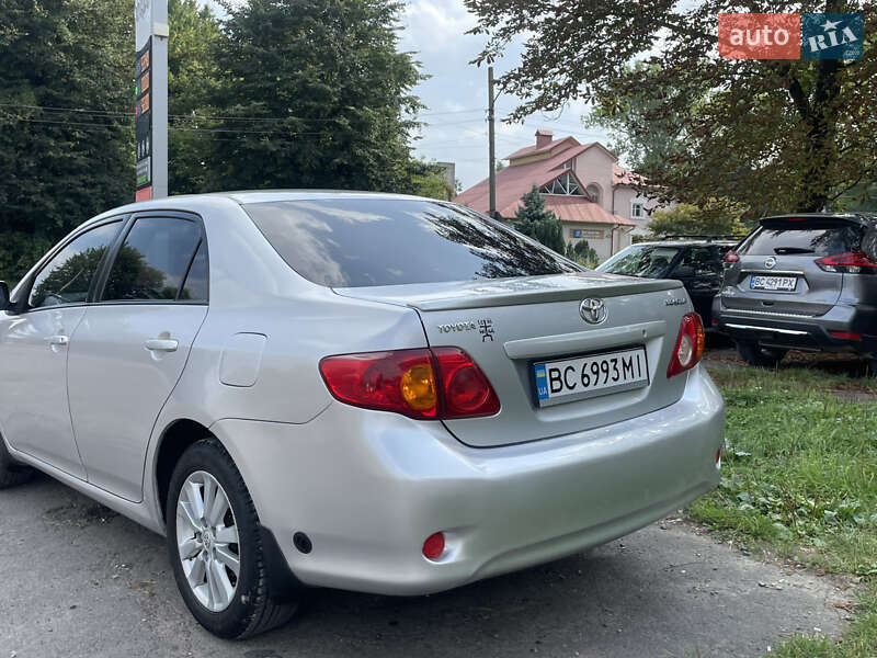 Седан Toyota Corolla 2008 в Бориславе фото 4 Седан Toyota Corolla 2008 в Бориславе